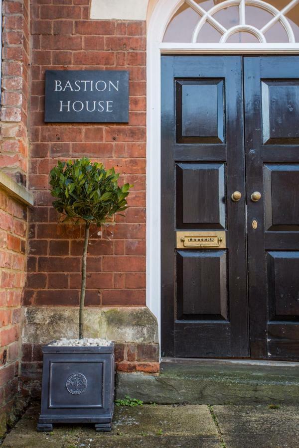 Stylish Apartment Close To Gloucester Quays & Docks Екстер'єр фото